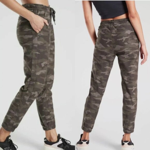 Athleta Camo Farallon Jogger Olive Camo Size 2 Casual Travel - 47515 - Picture 2 of 11